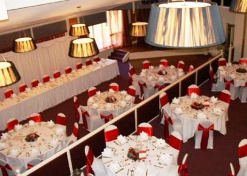 фото отеля Quality Inn Charbonnier Hallmark