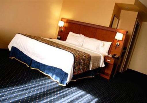 фото отеля Courtyard by Marriott - Wichita at Old Town