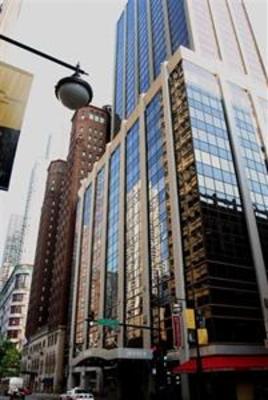 фото отеля Crowne Plaza Chicago Magnificent Mile