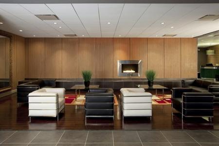 фото отеля Crowne Plaza Chicago Magnificent Mile