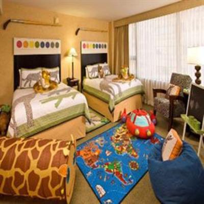 фото отеля Crowne Plaza Chicago Magnificent Mile