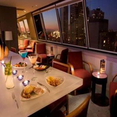 фото отеля Crowne Plaza Chicago Magnificent Mile