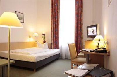 фото отеля Hotel Tiergarten