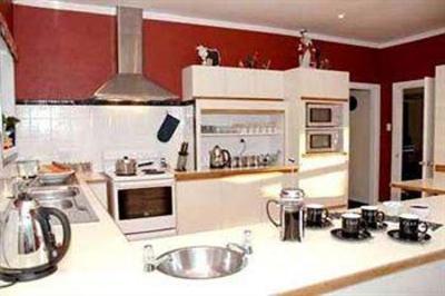 фото отеля Anndion Lodge, Apartments & Function Centre