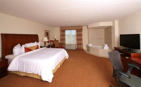 фото отеля Hilton Garden Inn Myrtle Beach/Coastal Grand Mall