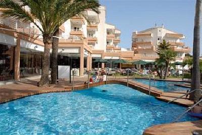 фото отеля Illot Suites & Spa