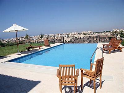 фото отеля Aphrodite Hills Golf & Spa Resort Residences