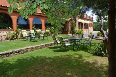 фото отеля Hostal Almanzor Navarredonda de Gredos