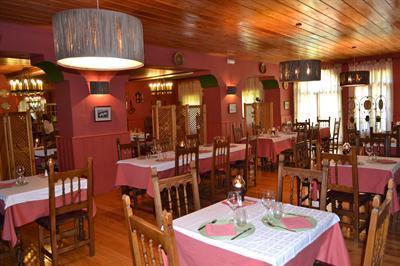 фото отеля Hostal Almanzor Navarredonda de Gredos