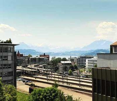 фото отеля Hotel Station Zug