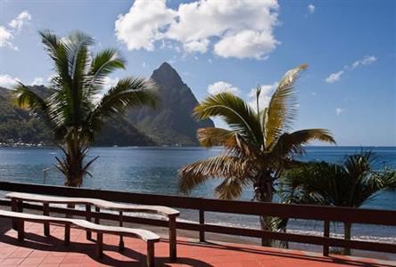 фото отеля The Still Beach House Hotel Soufriere