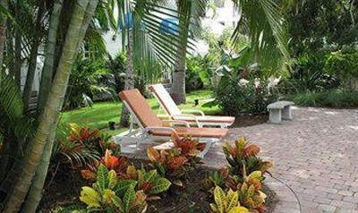 фото отеля Olde Marco Island Inn and Suites