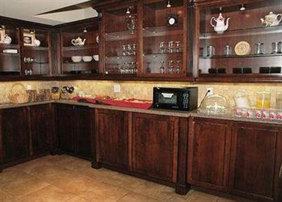 фото отеля Ascot Suites