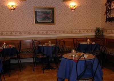 фото отеля Ascot Suites