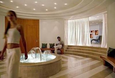 фото отеля Sani Beach Hotel