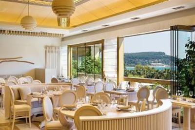 фото отеля Sani Beach Hotel