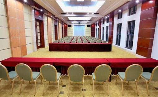 фото отеля Liuzhou Hotel