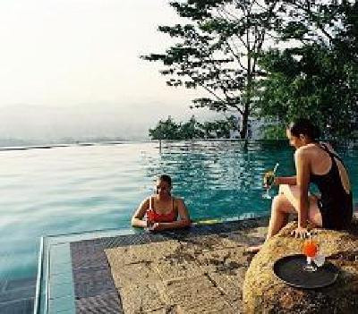 фото отеля Randholee Luxury Resort