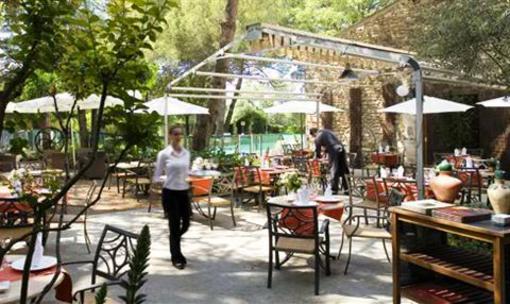фото отеля Auberge du Pont Romain