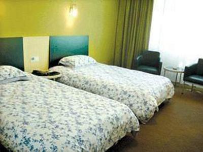 фото отеля Motel 168 (Qingdao Railway Station)