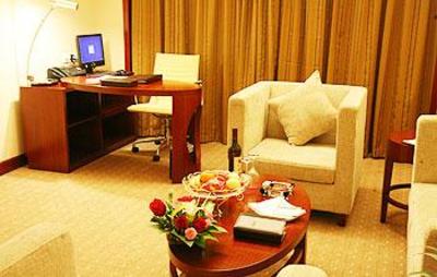 фото отеля Yiyang HuaTian Hotel