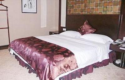 фото отеля Yiyang HuaTian Hotel