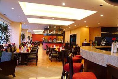фото отеля Ramada Plaza Hotel Dalian
