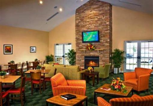 фото отеля TownePlace Suites Clinton at Andrews Air Force Base