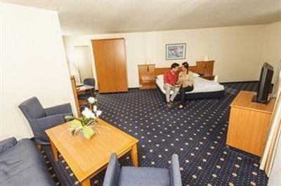 фото отеля Swiss Holiday Park