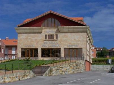 фото отеля Estrella del Alemar Hotel Ribamontán al Mar
