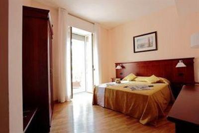 фото отеля Hotel Villa Dei Giuochi DelfIci