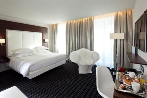 фото отеля Grand Hotel Grenoble Centre