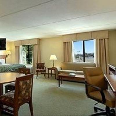 фото отеля Wingate by Wyndham Valdosta / Moody AFB
