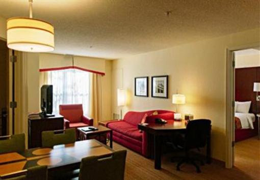 фото отеля Residence Inn Harrisonburg