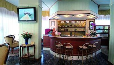 фото отеля Hotel Colorado Lignano Sabbiadoro
