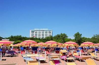 фото отеля Hotel Colorado Lignano Sabbiadoro