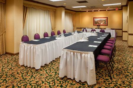 фото отеля Holiday Inn Toronto-Brampton Hotel & Conference Centre