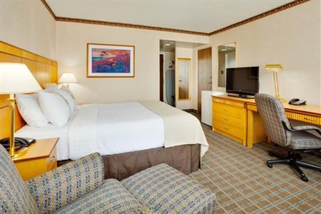 фото отеля Holiday Inn Toronto-Brampton Hotel & Conference Centre