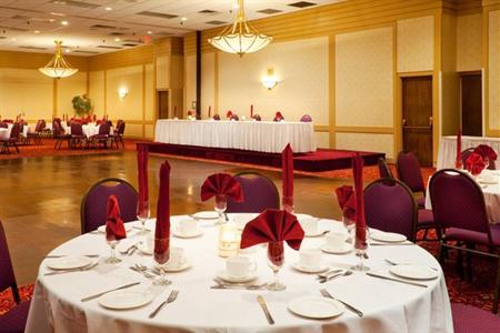 фото отеля Holiday Inn Toronto-Brampton Hotel & Conference Centre