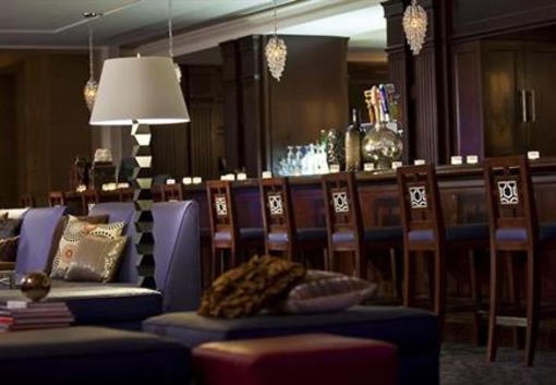 фото отеля Renaissance St. Louis Grand & Suites