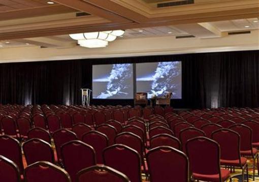 фото отеля Renaissance St. Louis Grand & Suites