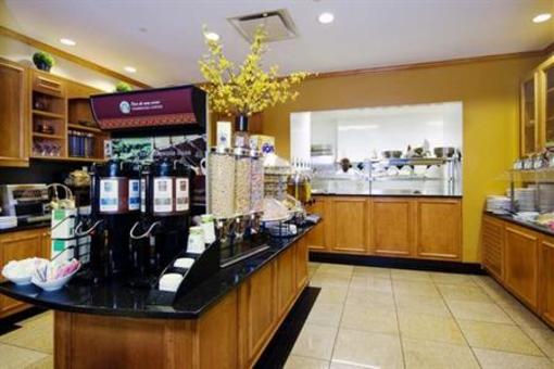 фото отеля Hilton Garden Inn Montreal Centre-ville