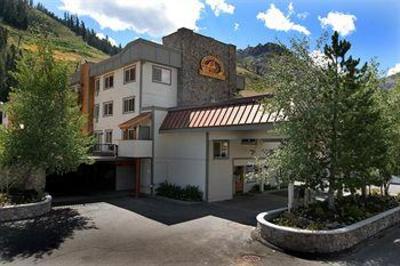 фото отеля Red Wolf Lodge at Squaw Valley
