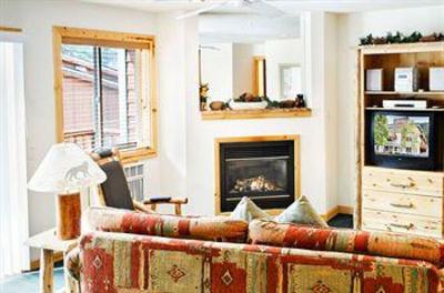 фото отеля Red Wolf Lodge at Squaw Valley