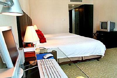 фото отеля Train Station Hotel Wenzhou