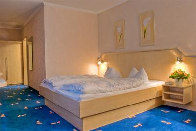 фото отеля Friesenhof Hotel Büsum