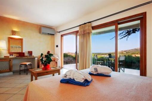 фото отеля Hotel Marinedda Thalasso Trinita d' Agultu