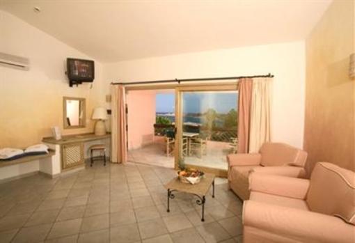 фото отеля Hotel Marinedda Thalasso Trinita d' Agultu