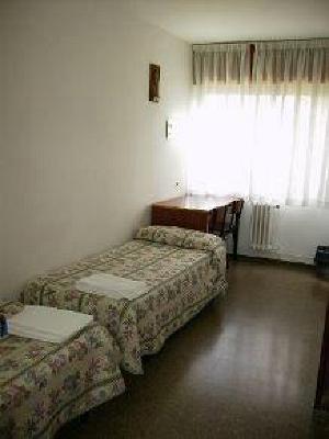 фото отеля Residencia Salesiana Marti-Codolar