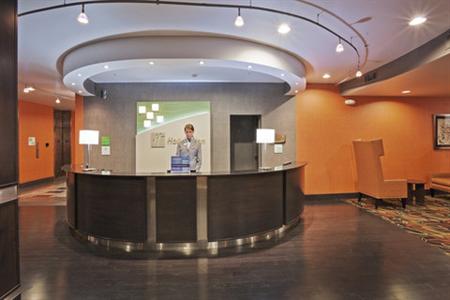 фото отеля Holiday Inn Tulsa City Center